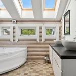 Casa de Férias Heli - 200m From The Sea By Interhome *