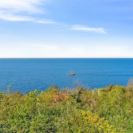 Heli - 200m From The Sea In Bornholm By Interhome 別荘